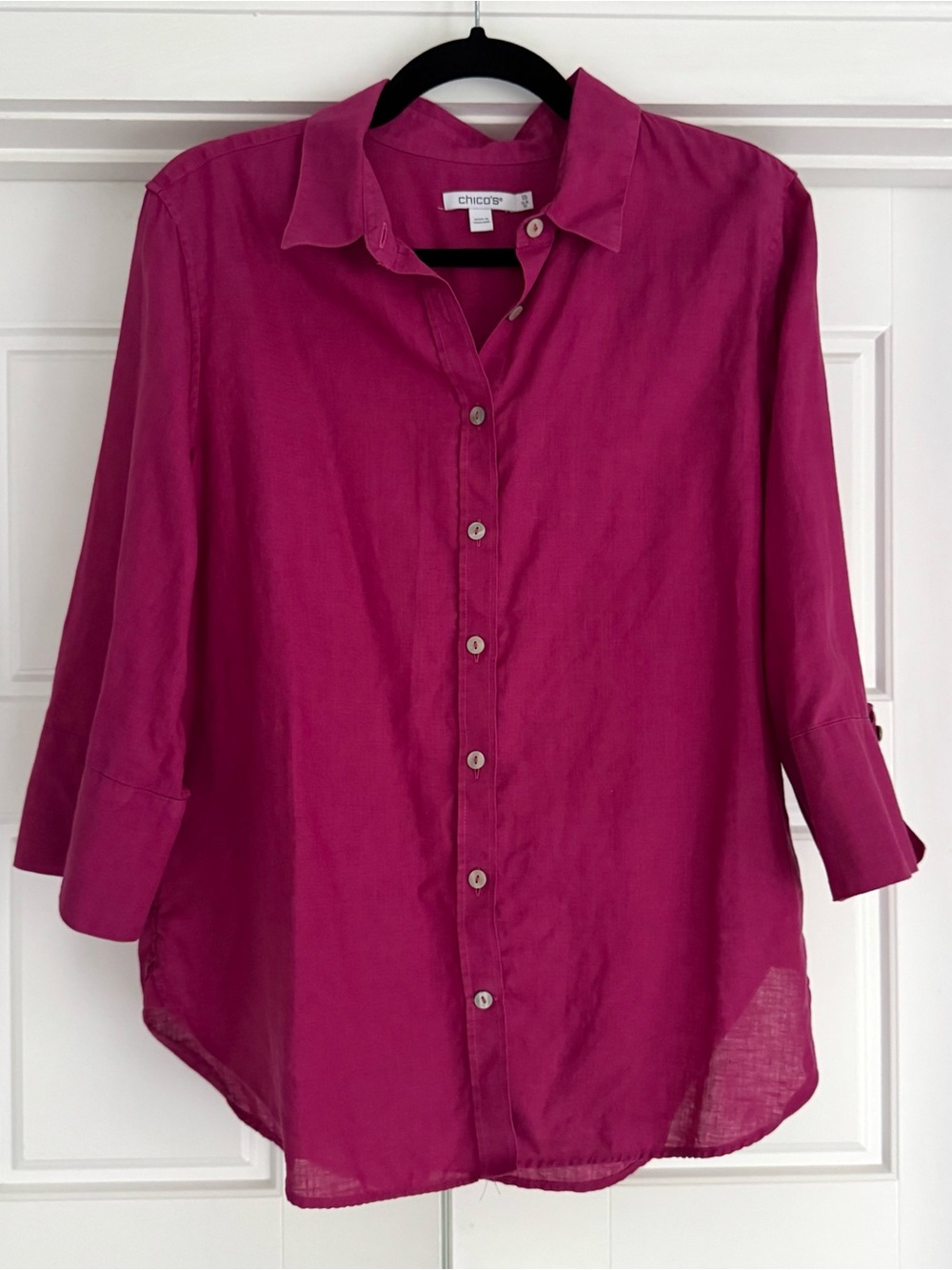 Chico’s Pink 100% Linen Button-Down Shirt, size 1.5 (Med)
